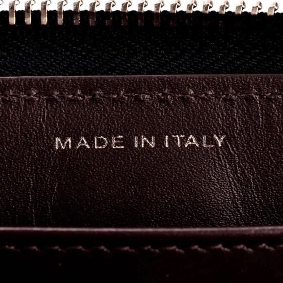 CHANEL Continental Caviar Skin Zipp Wallet - Picture 11 of 12